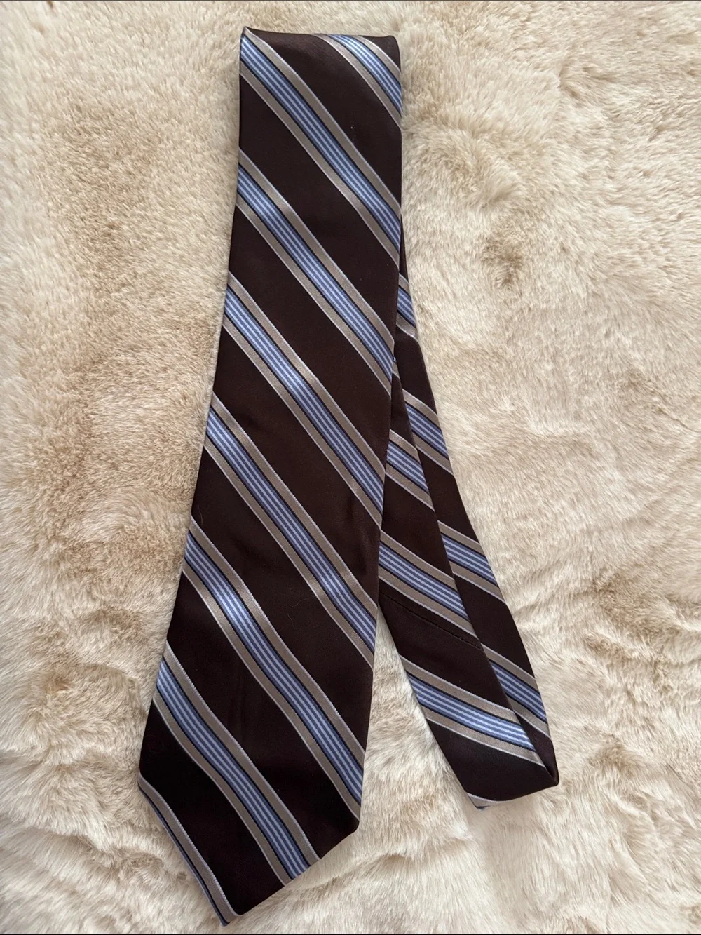 DKNY‎ Classic Brown Stripe Men’s Tie with Blue Accents